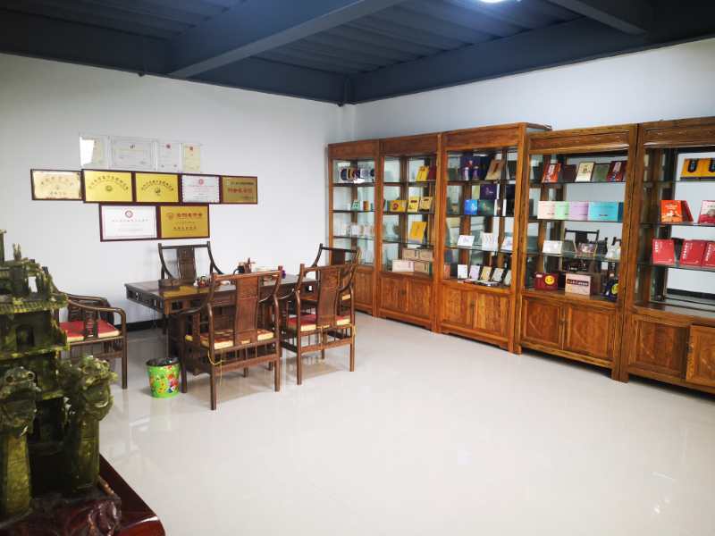 今世康膏药贴牌厂家会客室展示